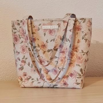 Romantikus rózsák kézműves táska
