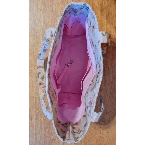 Romantikus rózsák kézműves táska